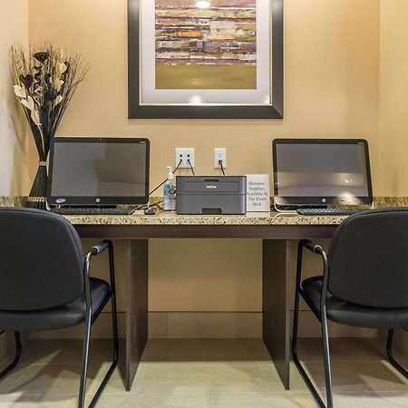 Comfort Inn & Suites Edmonton International Airport Nisku Esterno foto