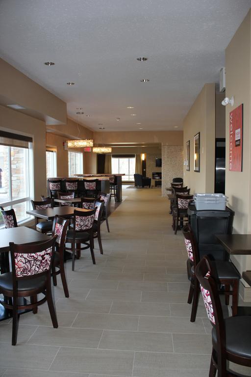 Comfort Inn & Suites Edmonton International Airport Nisku Esterno foto
