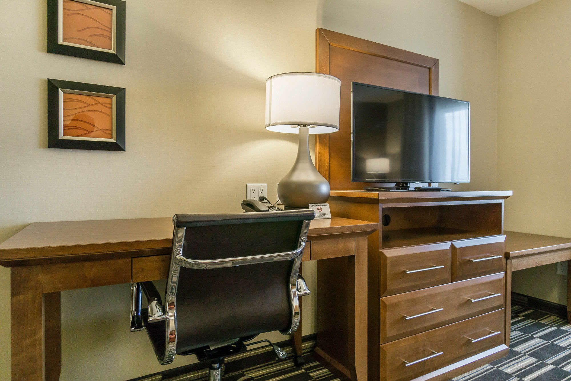 Comfort Inn & Suites Edmonton International Airport Nisku Esterno foto